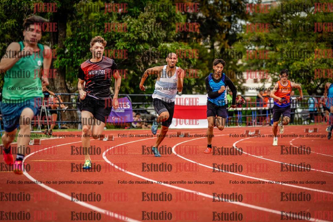 Fotos de los 200 m de varones