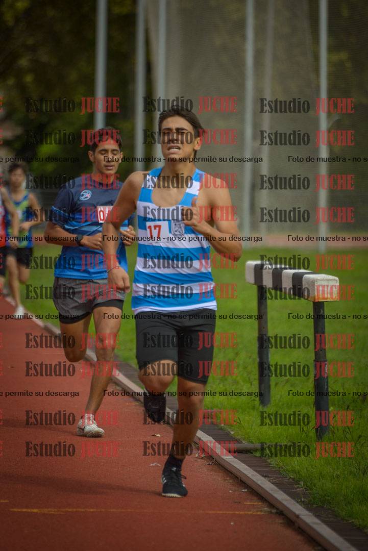 Fotos de los 600 m llanos de varones