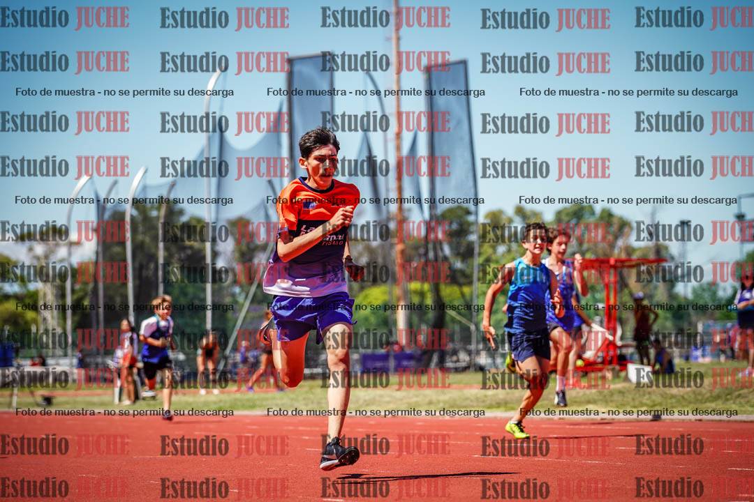Fotos de los 150 m llanos de varones