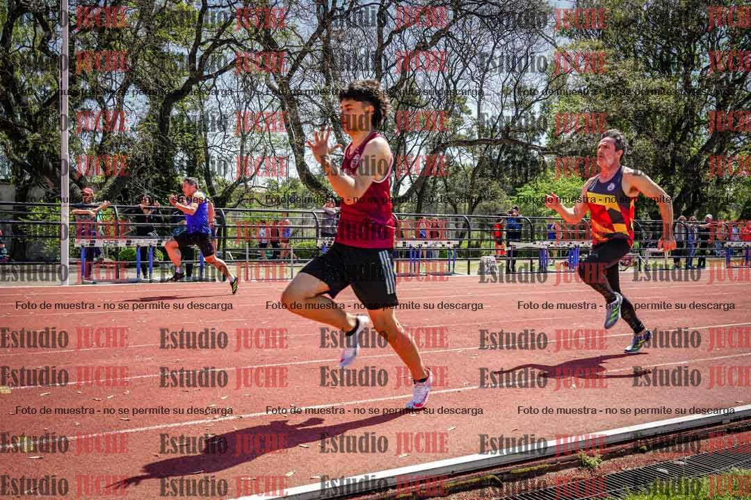 Fotos de los 100 m llanos de varones