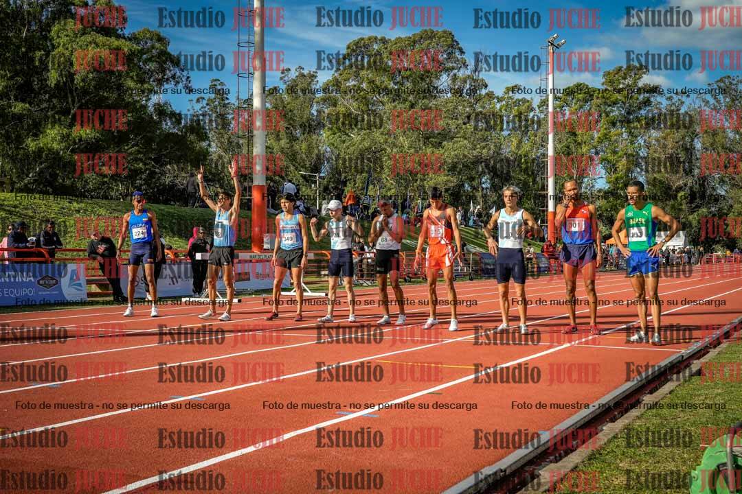 Fotos de los 3000 m con obstáculos de varones