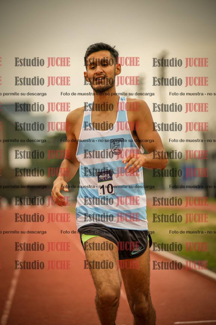 Fotos de los 800 m llanos de varones