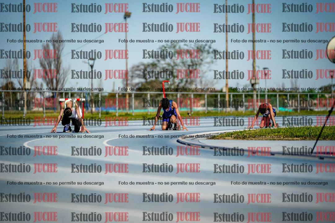 Fotos de los 200 m llanos de varones