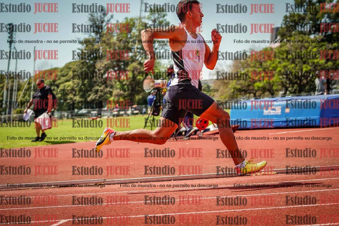 Fotos de los 400 m llanos de varones