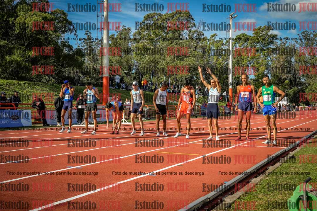 Fotos de los 3000 m con obstáculos de varones