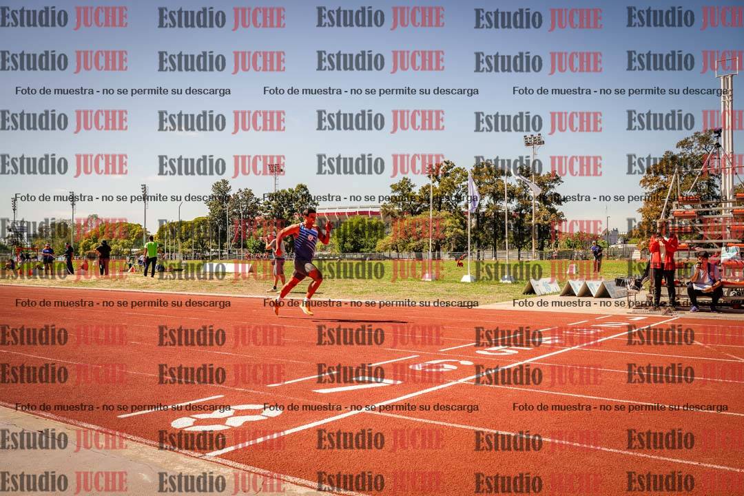 Fotos de los 400 m llanos de varones