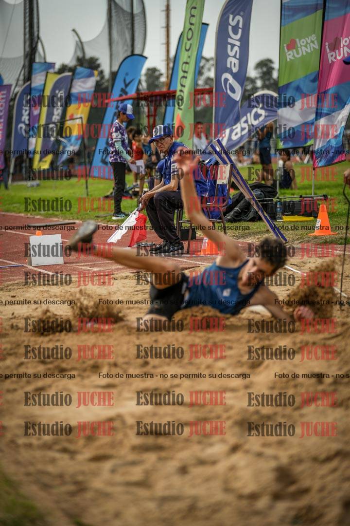 Fotos del salto en largo de varones - decatlón 2
