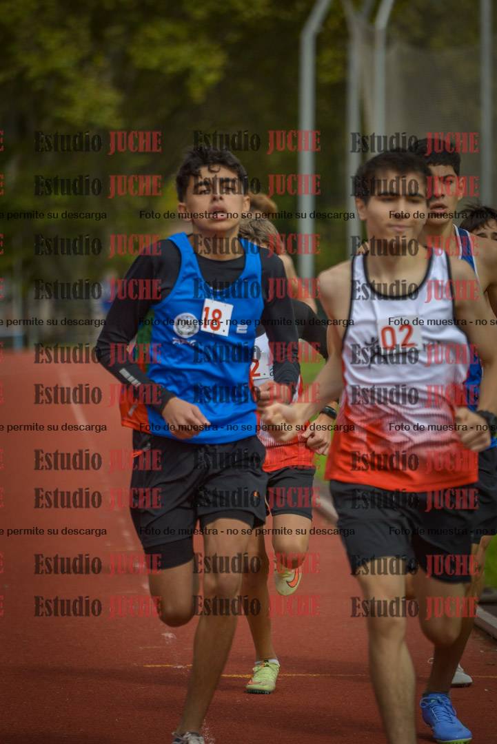 Fotos de los 600 m llanos de varones