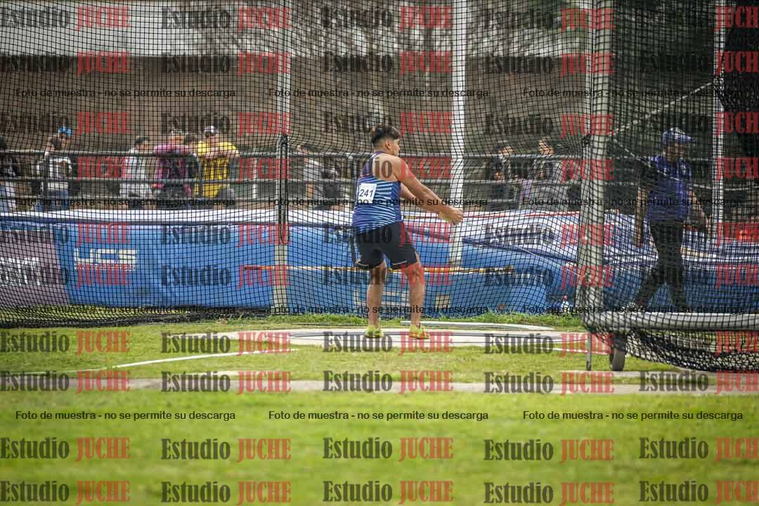 Fotos del lanzamiento de martillo de varones