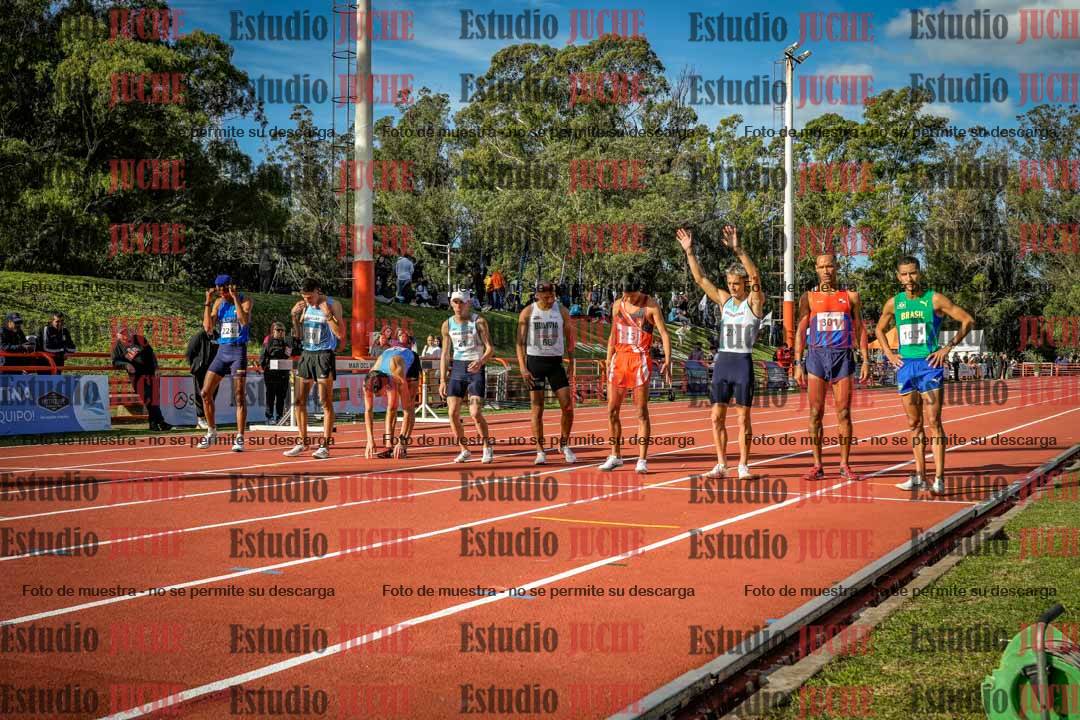 Fotos de los 3000 m con obstáculos de varones