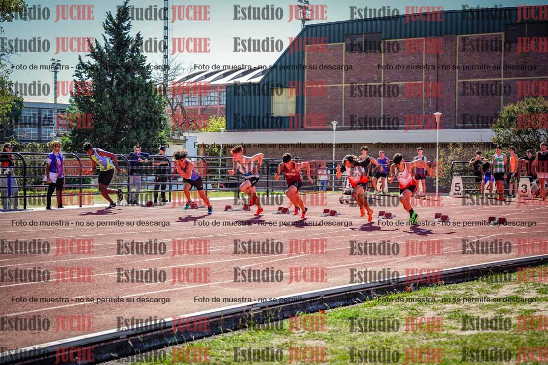 Fotos de los 100 m llanos de varones