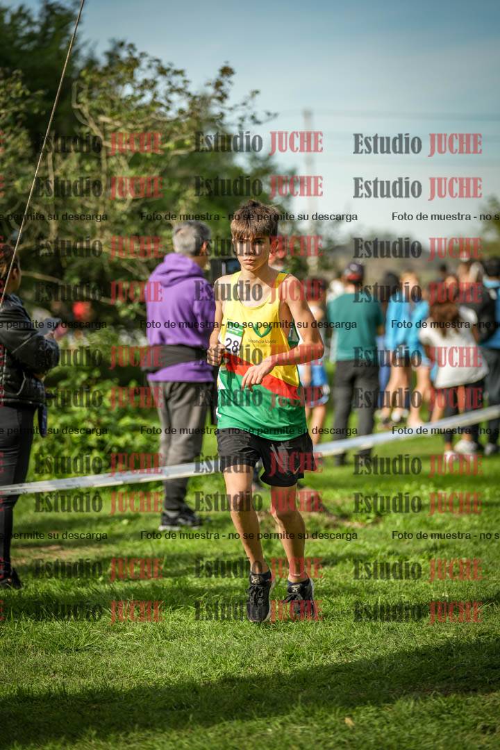 Fotos de la llegada del cross de 2000 m