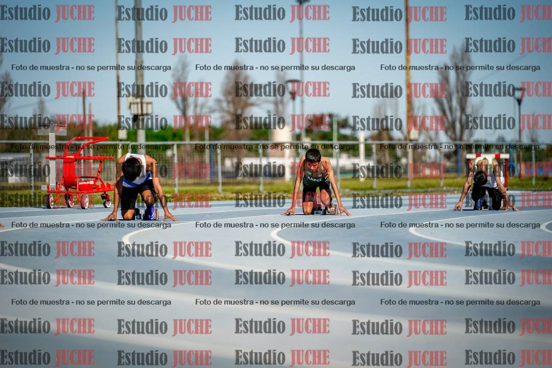 Fotos de los 200 m llanos de varones