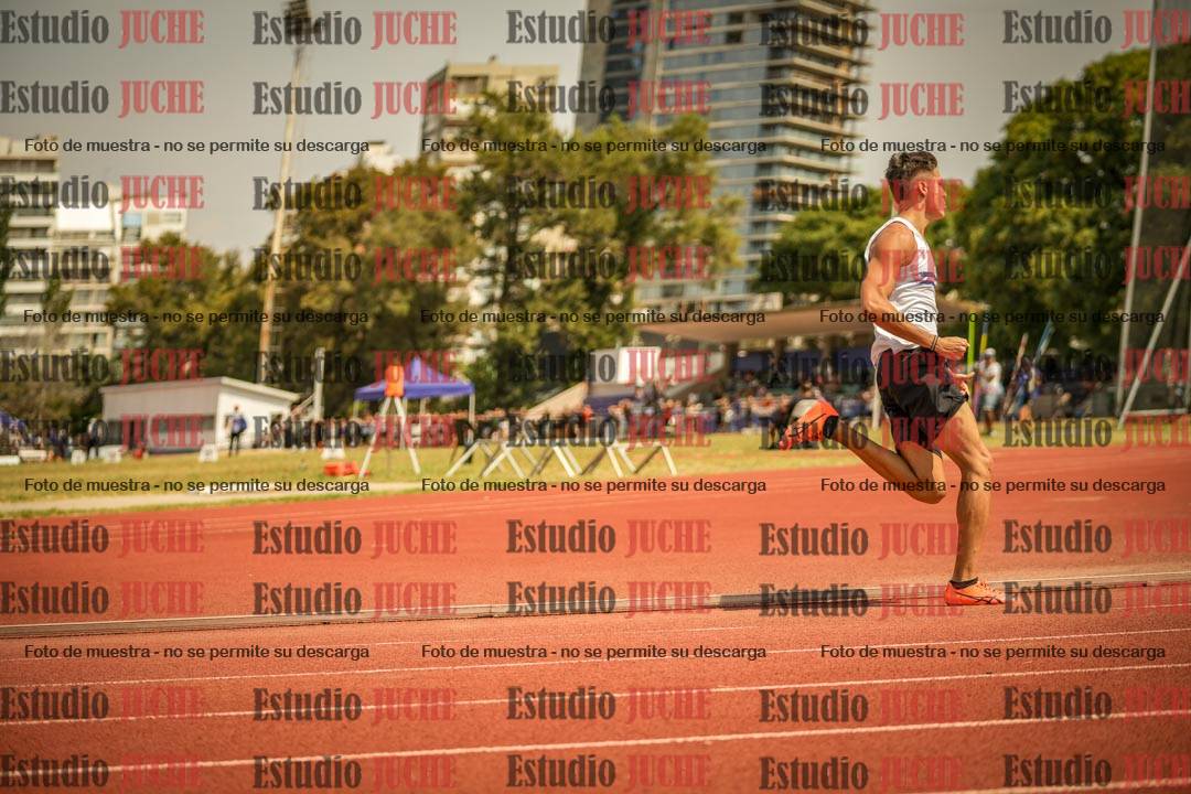 Fotos de los 200 m llanos de varones