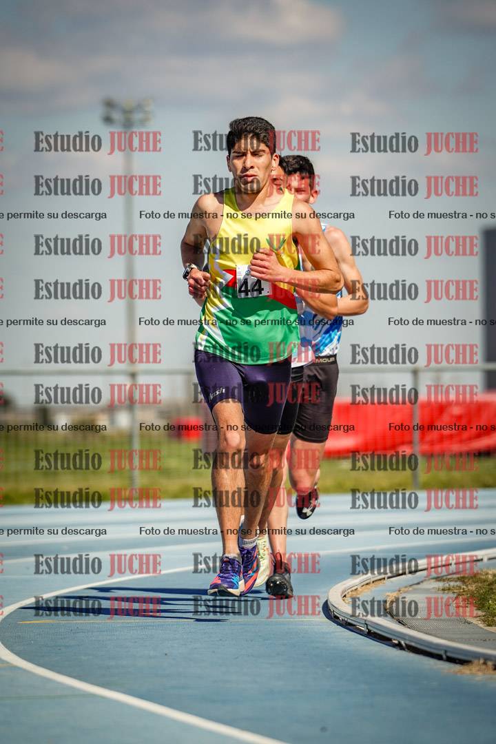 Fotos de los 5000 m llanos de mujeres y varones