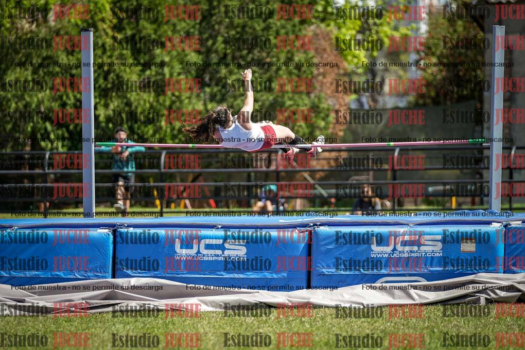 Fotos del salto en alto de mujeres
