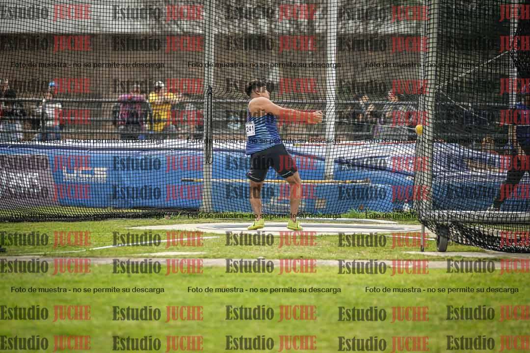 Fotos del lanzamiento de martillo de varones