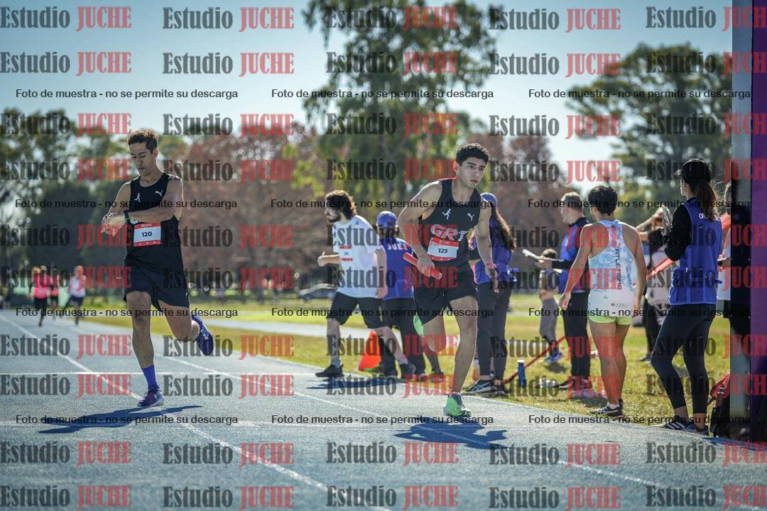 Fotos durante los relevos