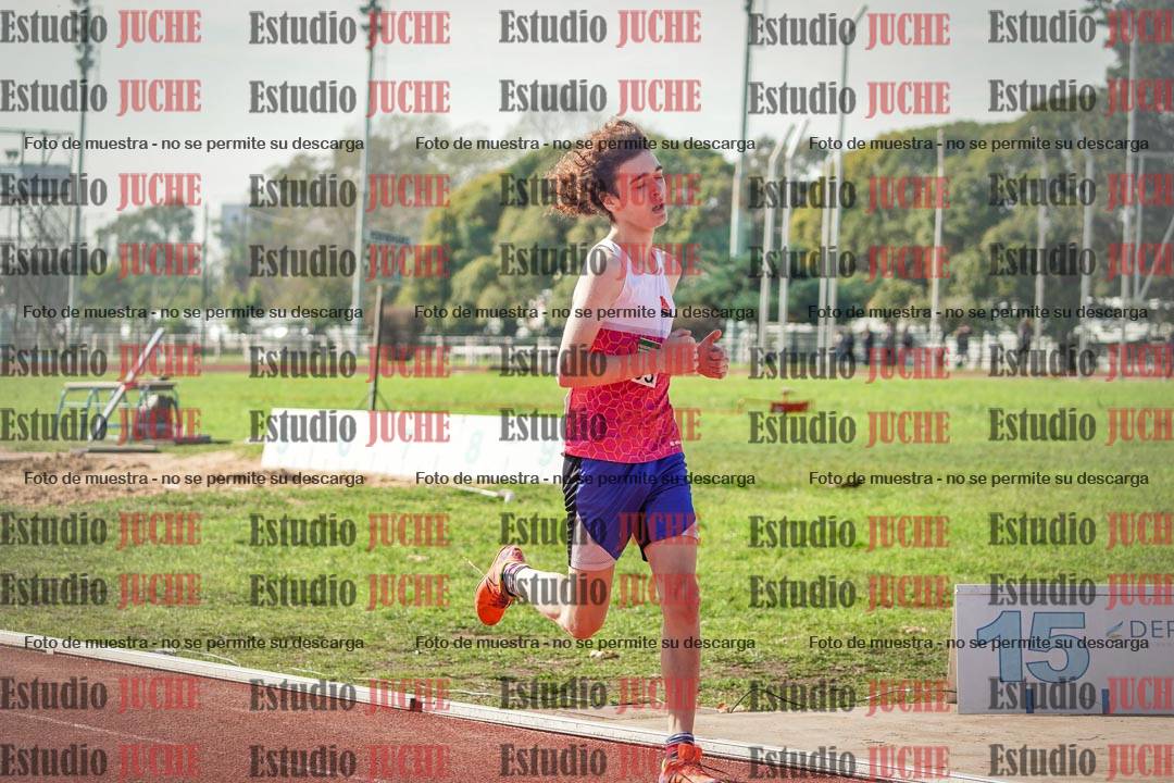 Fotos de los 800 m llanos de varones