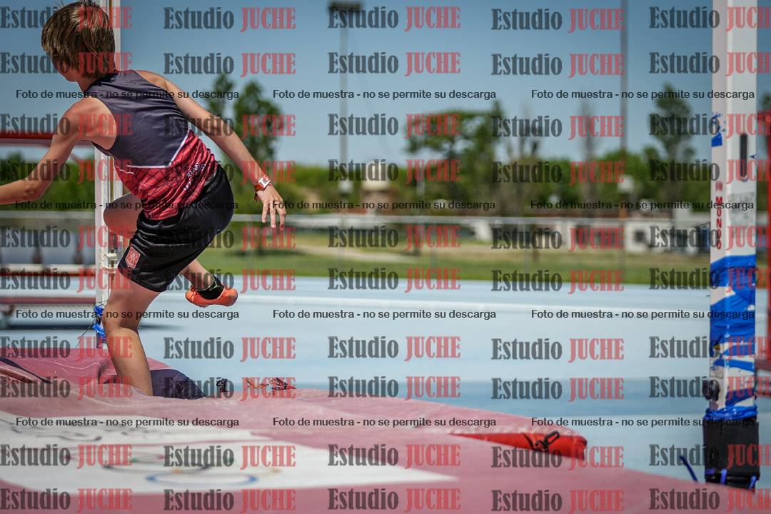 Fotos del salto en alto de varones - U14