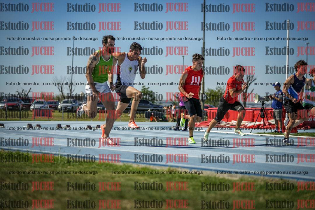 Fotos de los 100 m llanos de varones