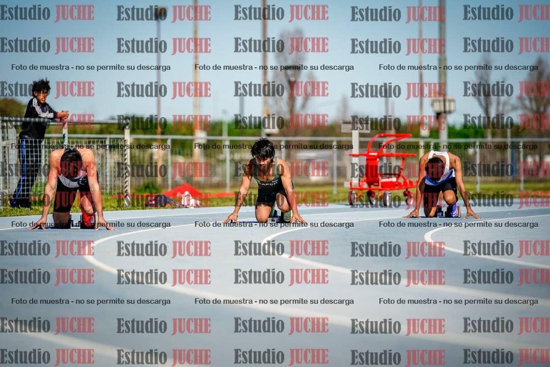 Fotos de los 200 m llanos de varones