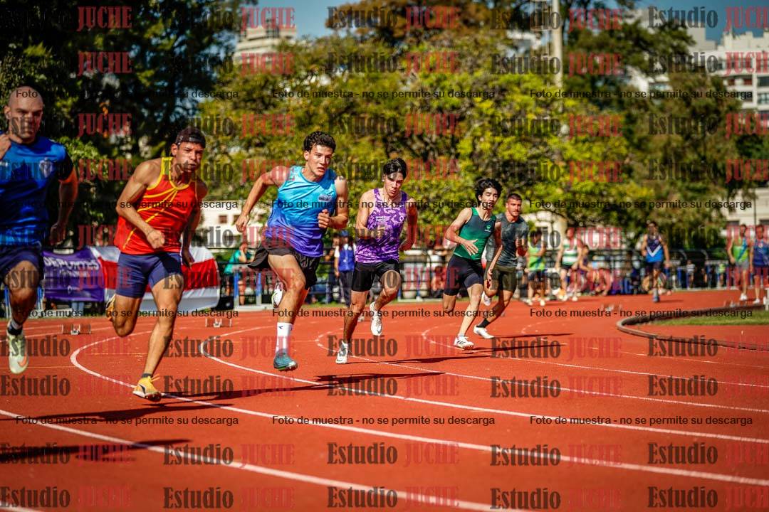 Fotos de los 200 m llanos de varones