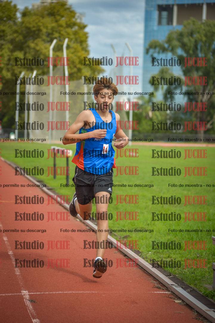 Fotos de los 600 m llanos de varones
