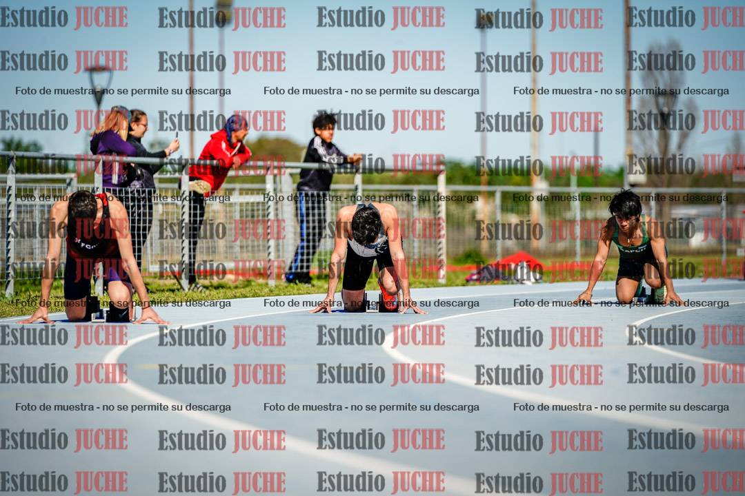 Fotos de los 200 m llanos de varones