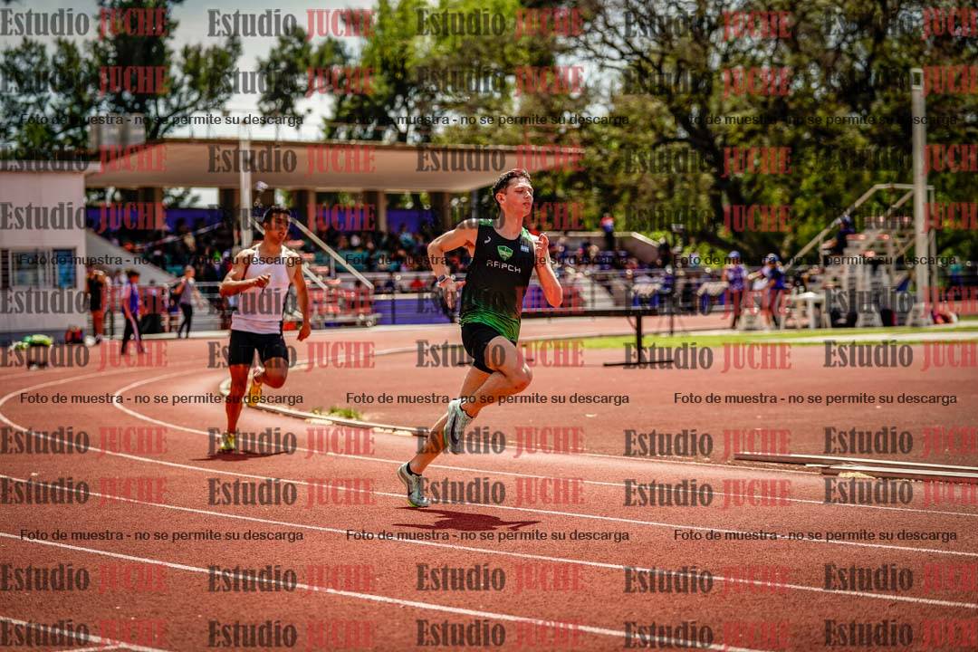 Fotos de los 400 m llanos de varones