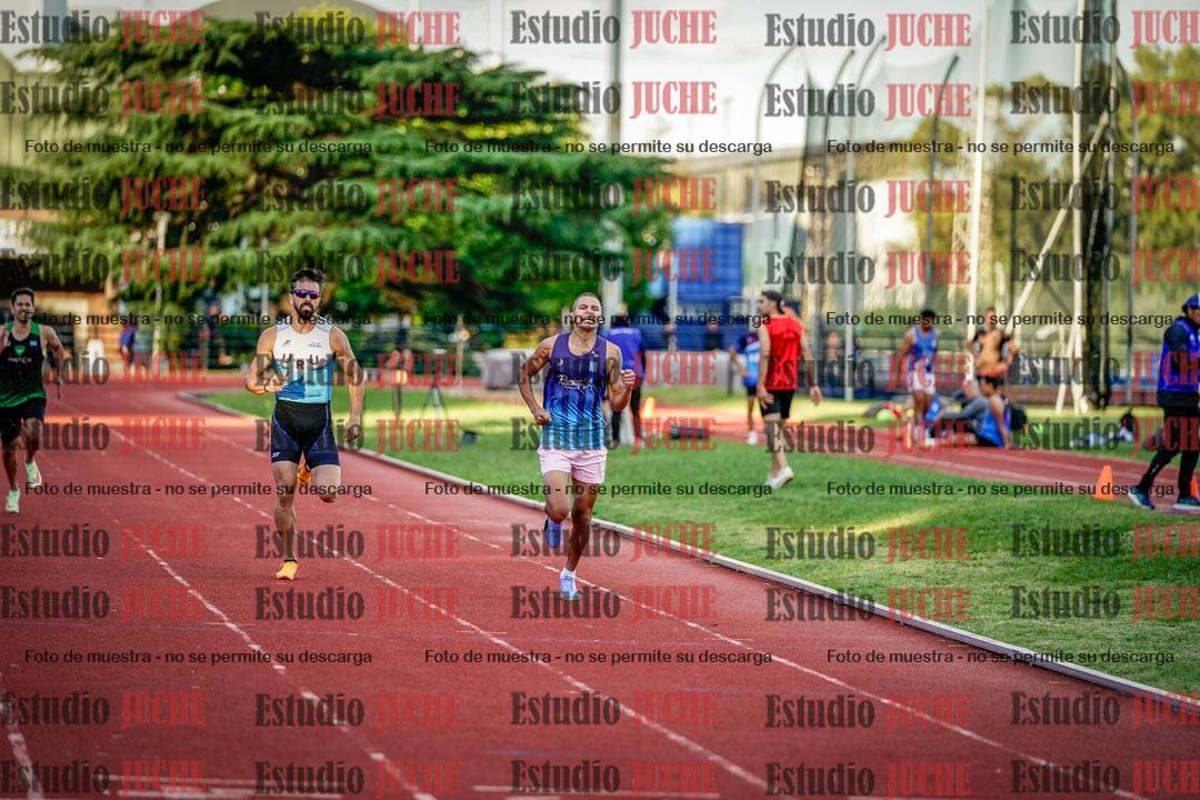 Fotos de los 400 m llanos de varones
