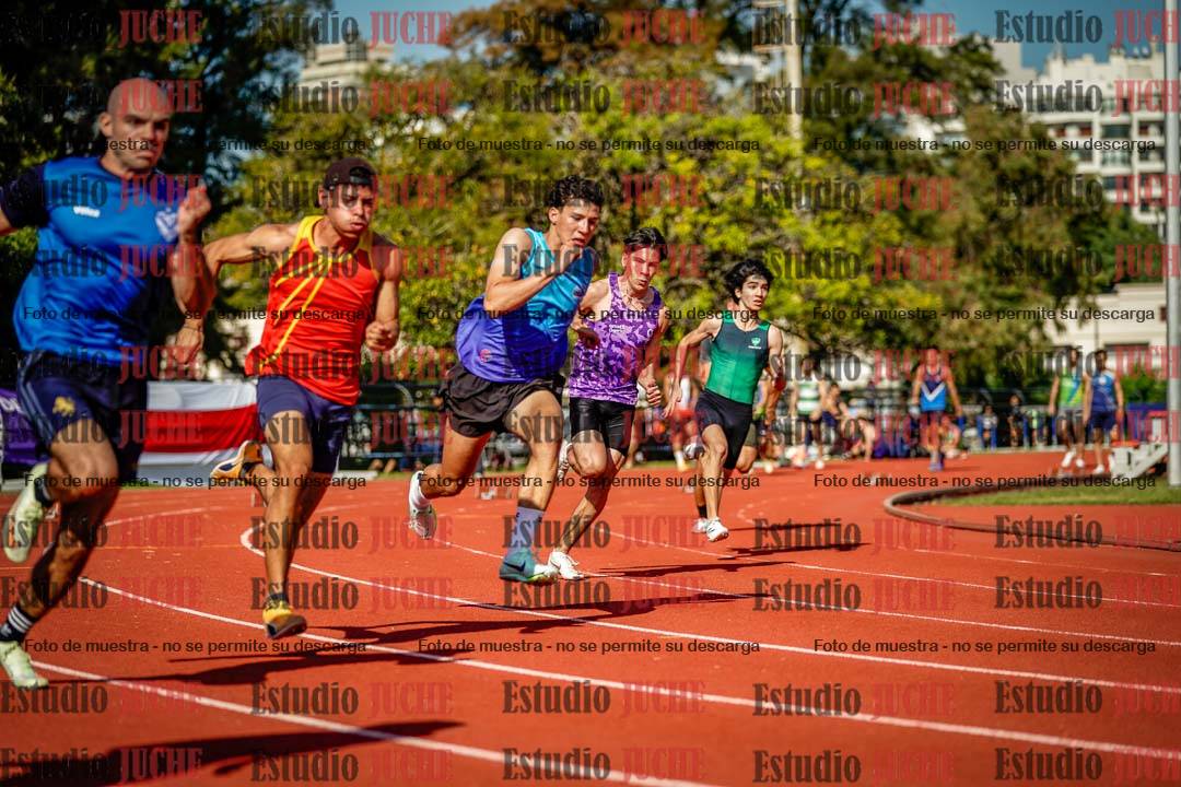 Fotos de los 200 m llanos de varones