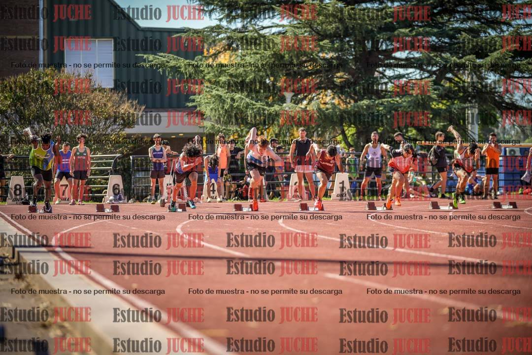 Fotos de los 100 m llanos de varones