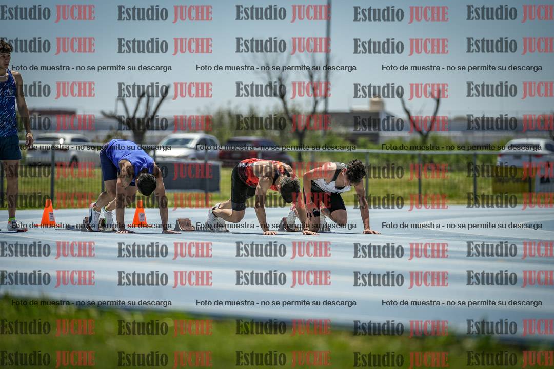 Fotos de los 100 m llanos de varones