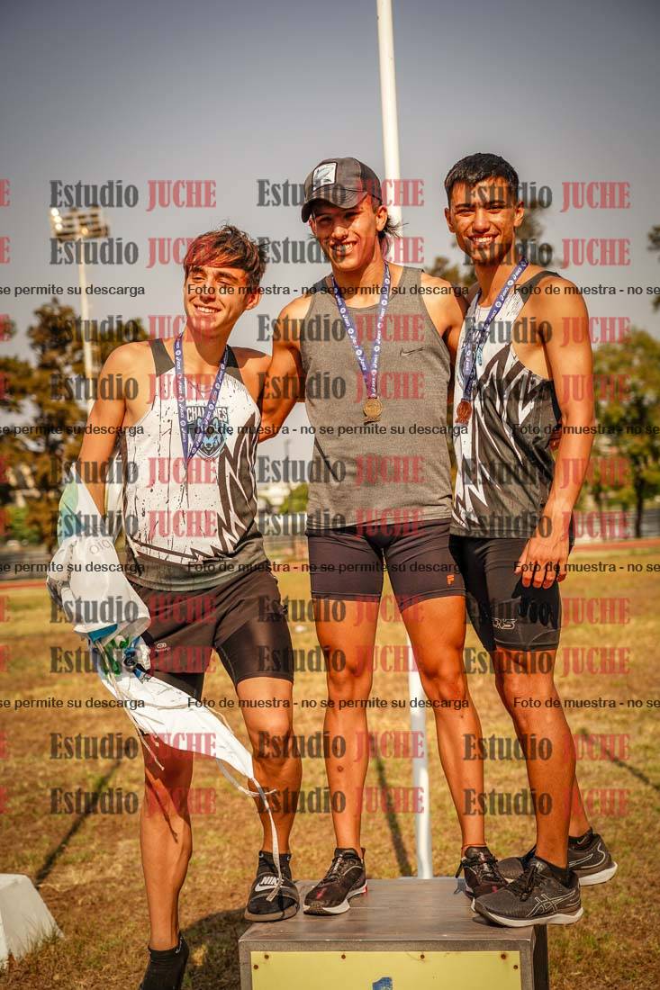 Fotos de algunos podios y extras del torneo