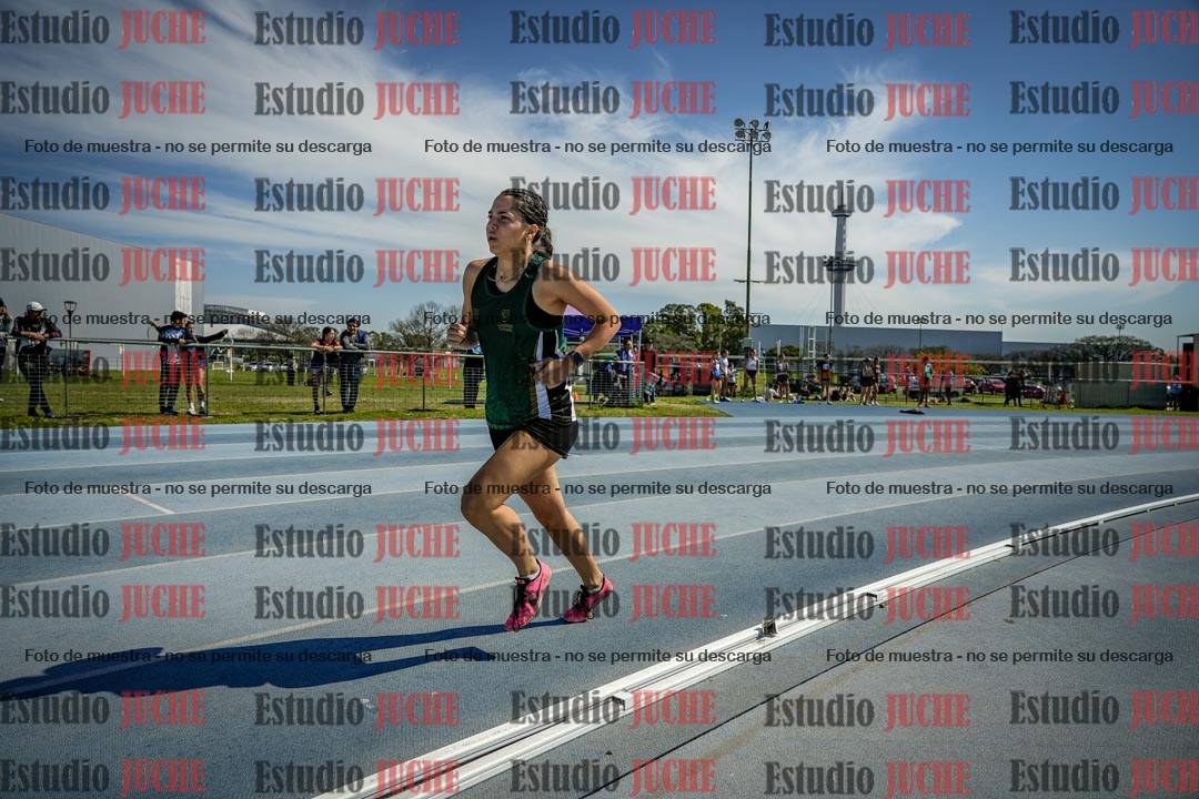 Fotos de los 800 m llanos de mujeres - heptatlón 7