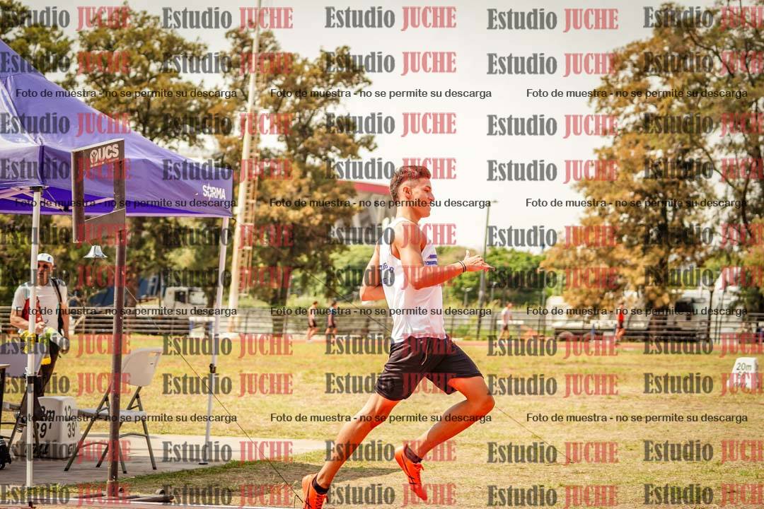 Fotos de los 200 m llanos de varones