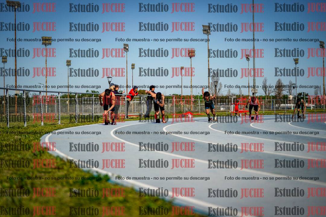 Fotos de los 200 m llanos de varones