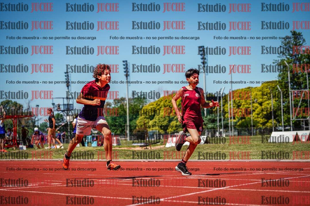 Fotos de los 150 m llanos de varones