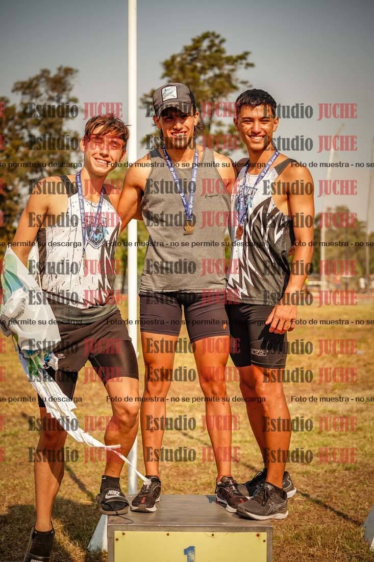 Fotos de algunos podios y extras del torneo