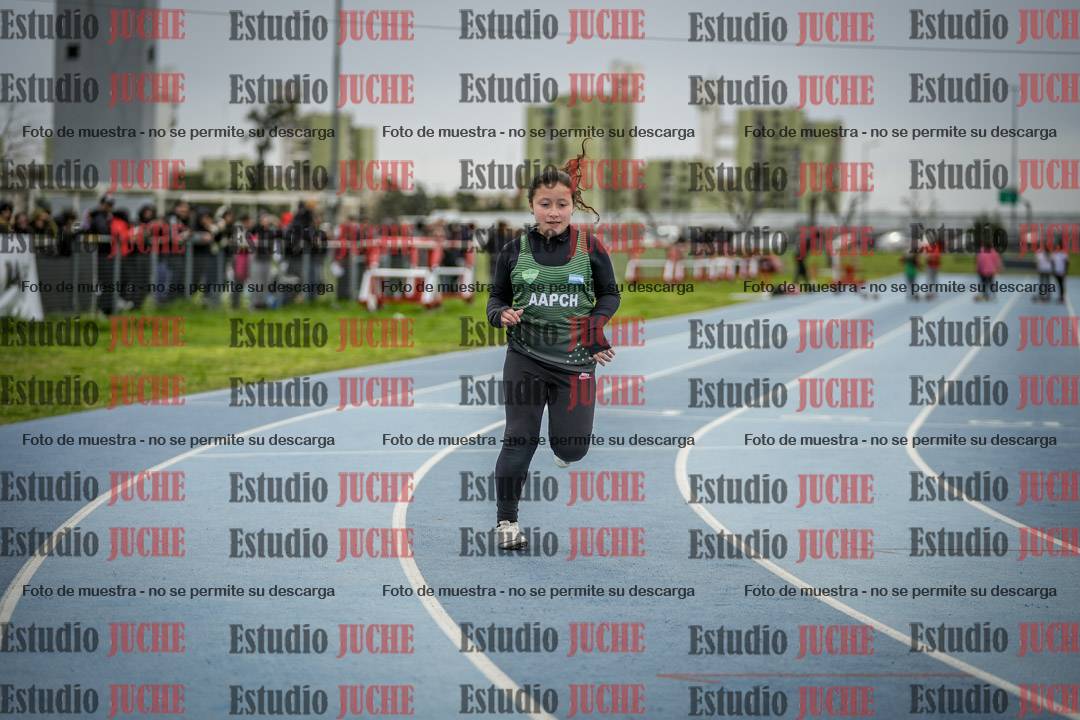 Fotos de los 50 m llanos de mujeres - U12