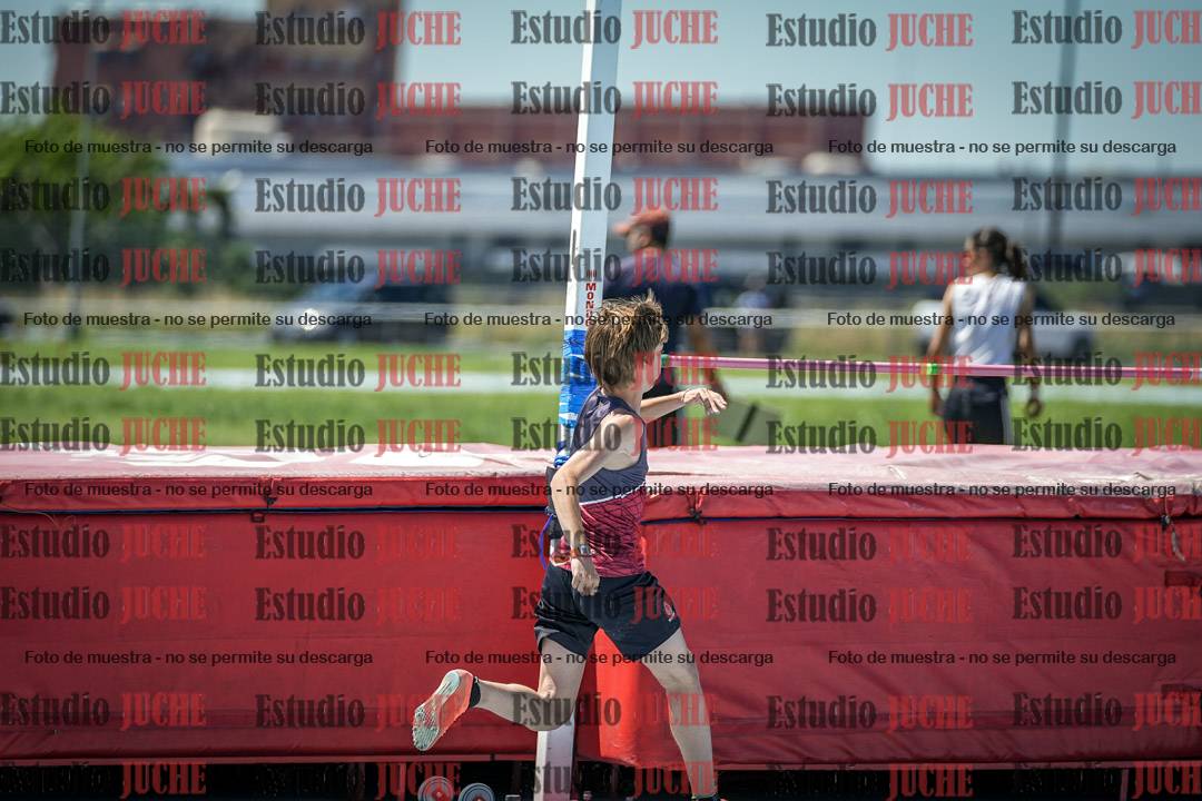 Fotos del salto en alto de varones - U14