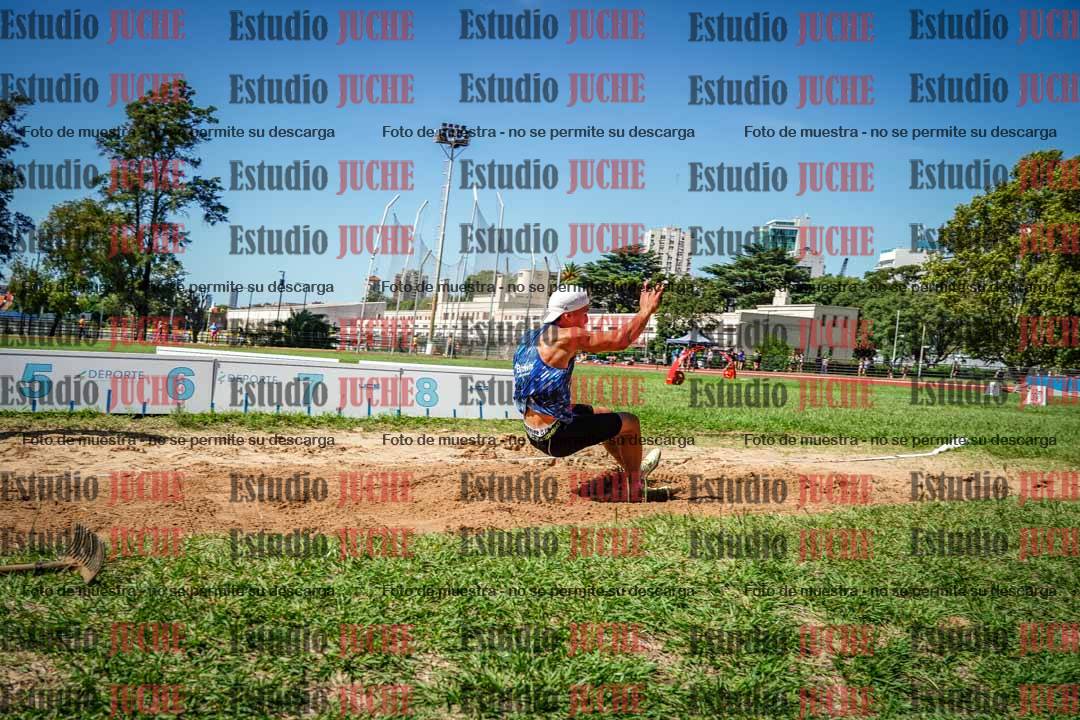 Fotos del salto en largo de varones