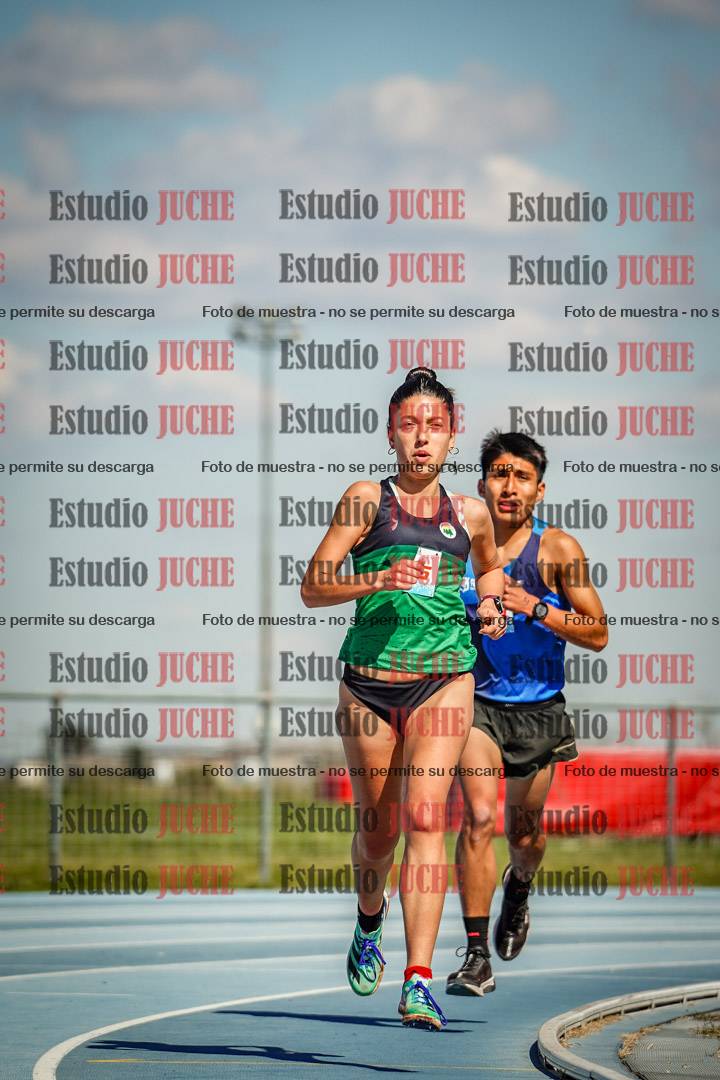 Fotos de los 5000 m llanos de mujeres y varones