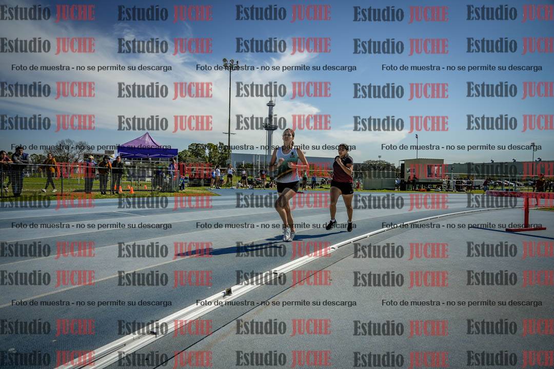 Fotos de los 800 m llanos de mujeres - heptatlón 7