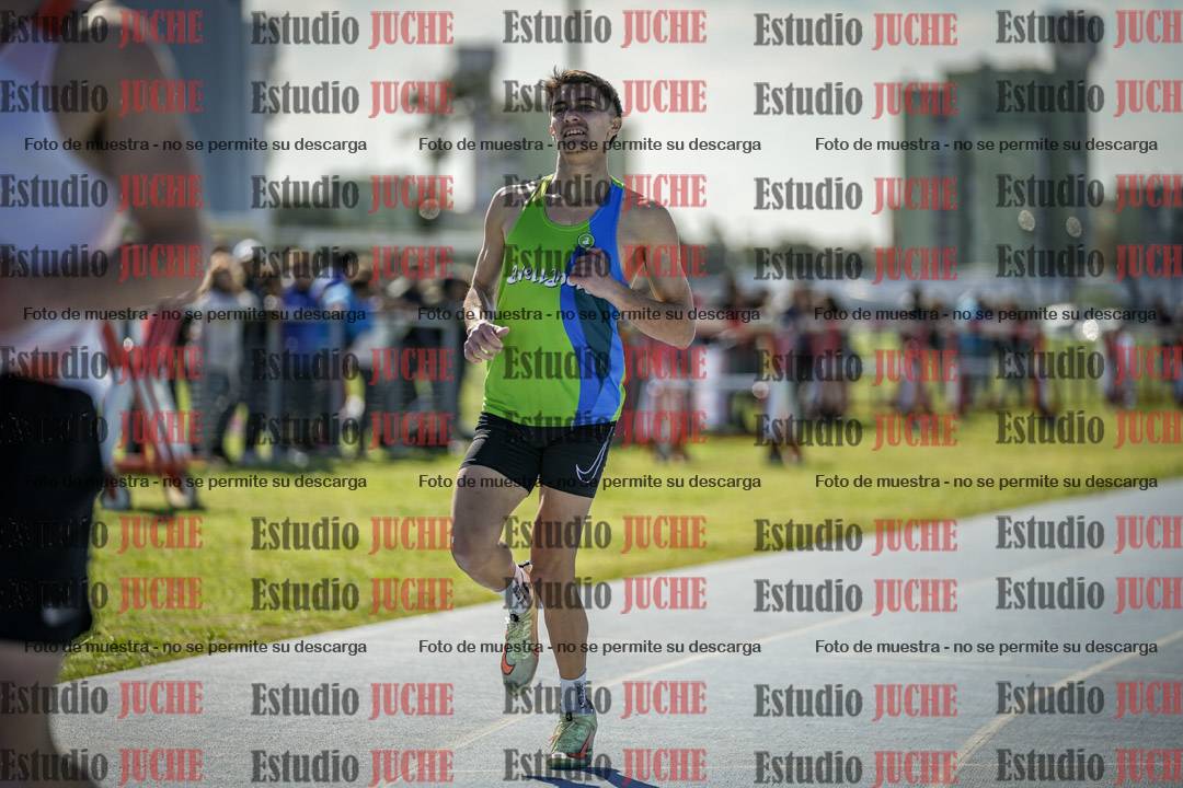 Fotos de los 400 m llanos de varones