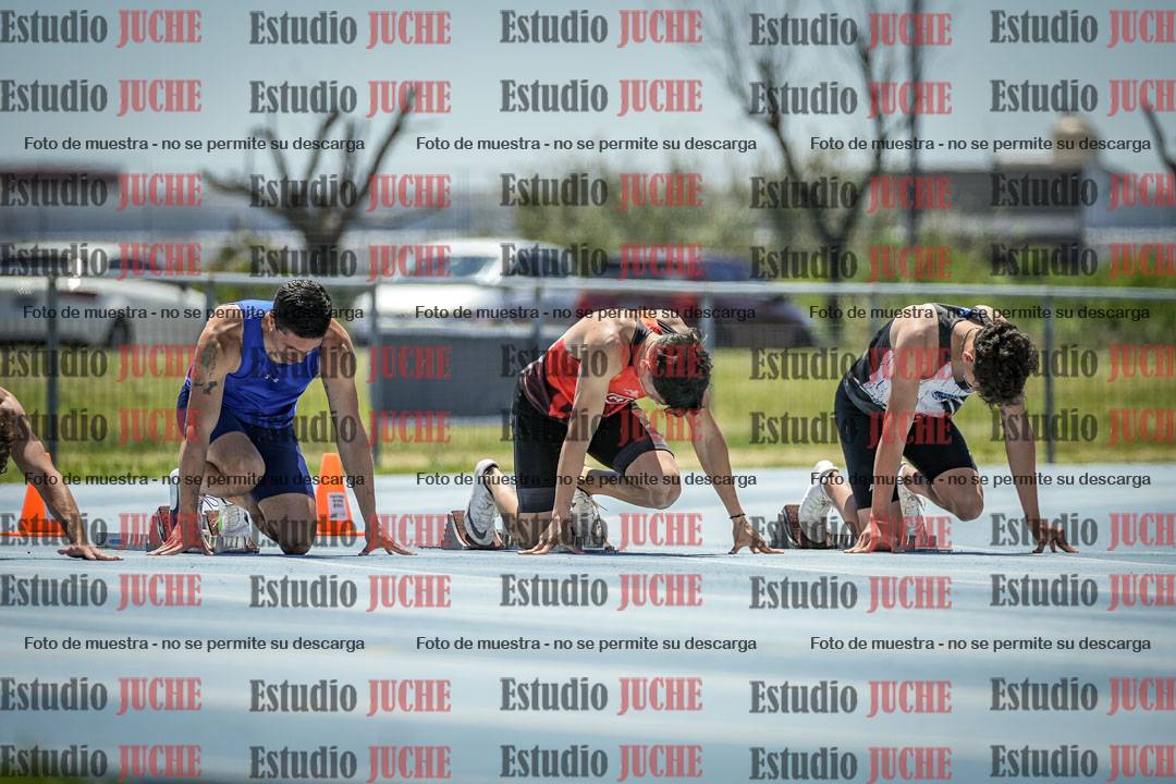 Fotos de los 100 m llanos de varones