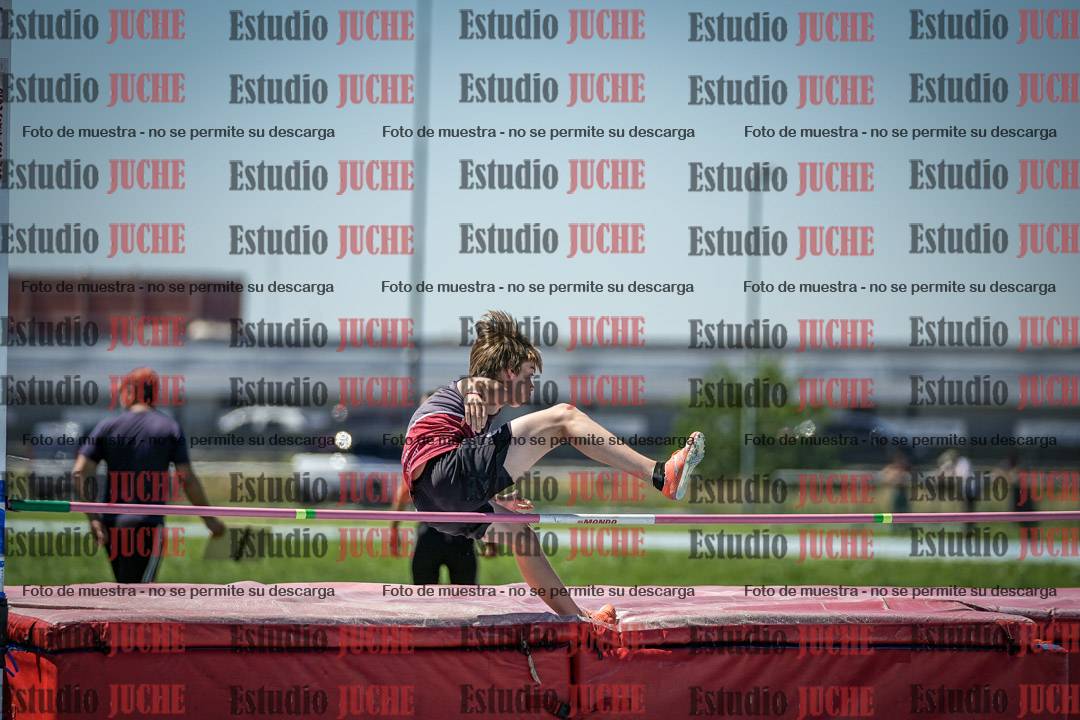 Fotos del salto en alto de varones - U14