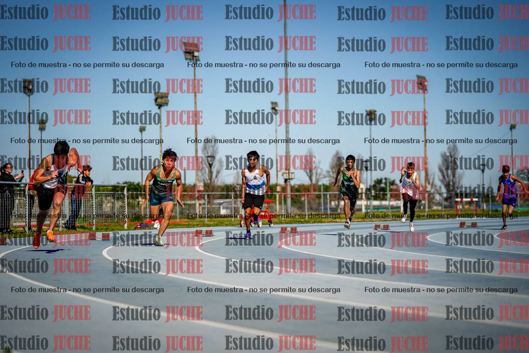 Fotos de los 200 m llanos de varones