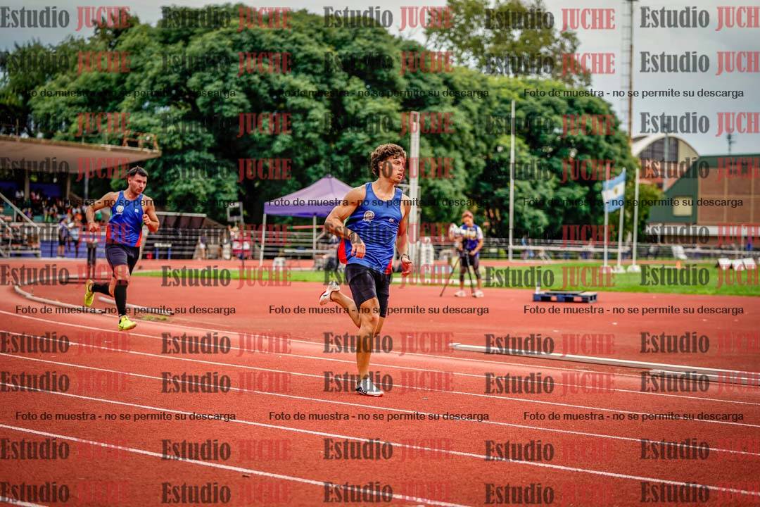 Fotos de los 400 m con vallas de varones
